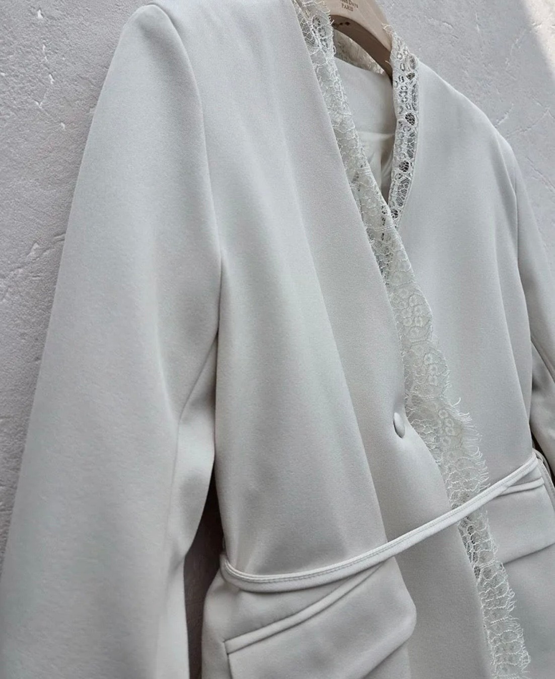 BLAZER CREAMY BE ICONIIC